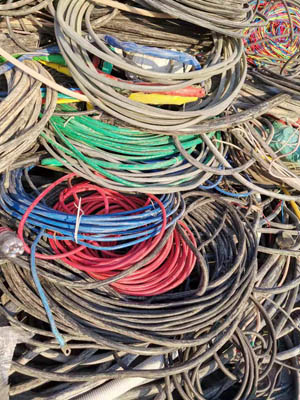 2021年(nián)的(de)銅一(yī)路(lù)飙升，銅線也(yě)是(shì)一(yī)路(lù)飙升，盛旺價格緊跟其後